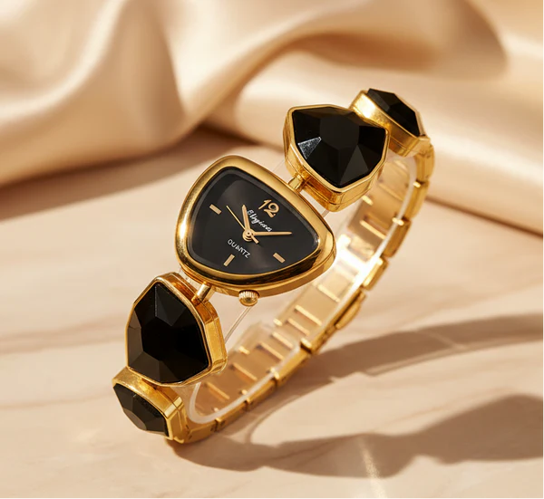 Royale Heart Bracelet Watch Black Crystal Gold-Tone Luxury Fashion Watch for Women